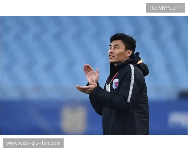 李玮锋回顾英超往事：李铁70分钟跑不动，力挺董方卓有水平只是运气差展现前辈视角